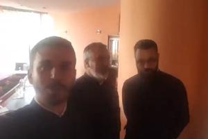 NA TE MISLE TVOJI KRAJIŠNICI: Potresna pesma srpskih sveštenika! Nasuvo otpevali ČUVAJ KNINE NAŠE OBIČAJE (VIDEO)