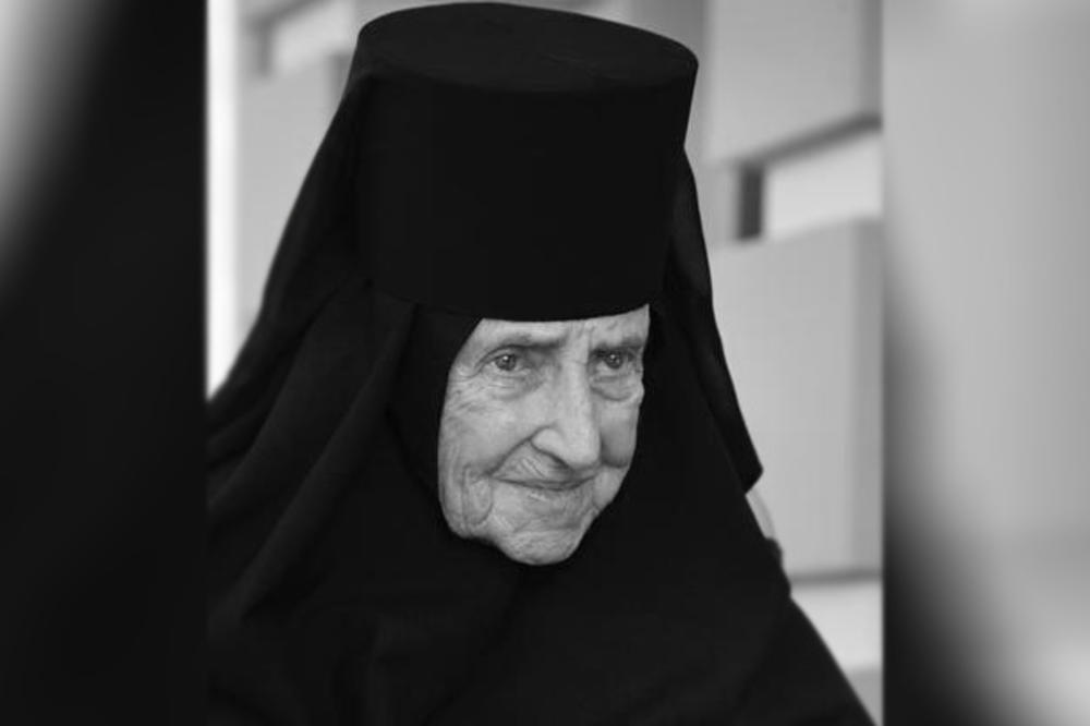 PREMINULA MAJKA BRAĆE KARIĆ! Mati Angelina umrla u 102. godini