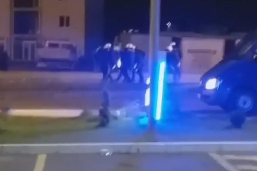 POLICIJA IZGUBILA BITKU U PODGORICI: Prvo bacili suzavac na demonstrante, pa pobegli glavom bez obzira! (VIDEO)