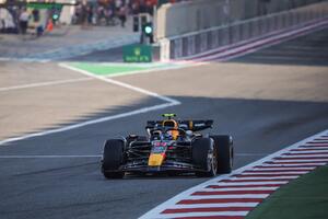 VERSTAPENU POL POZICIJA U BAHREINU: Aktuelni šampion Formule 1 iza sebe ostavio Leklera i Rasela