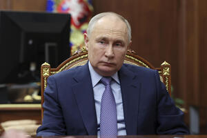 PUTIN OŠTRO ODGOVORIO ZAPADU! Ruski lider uputio simboličnu poruku: "Niko neće pretiti nuklearnoj sili, RIZIKUJU GLOBALNI RAT"