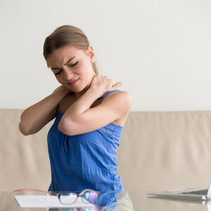 5 vežbi za eliminisanje nepravilnog držanja: Pogodne su za osobe sa kifozom