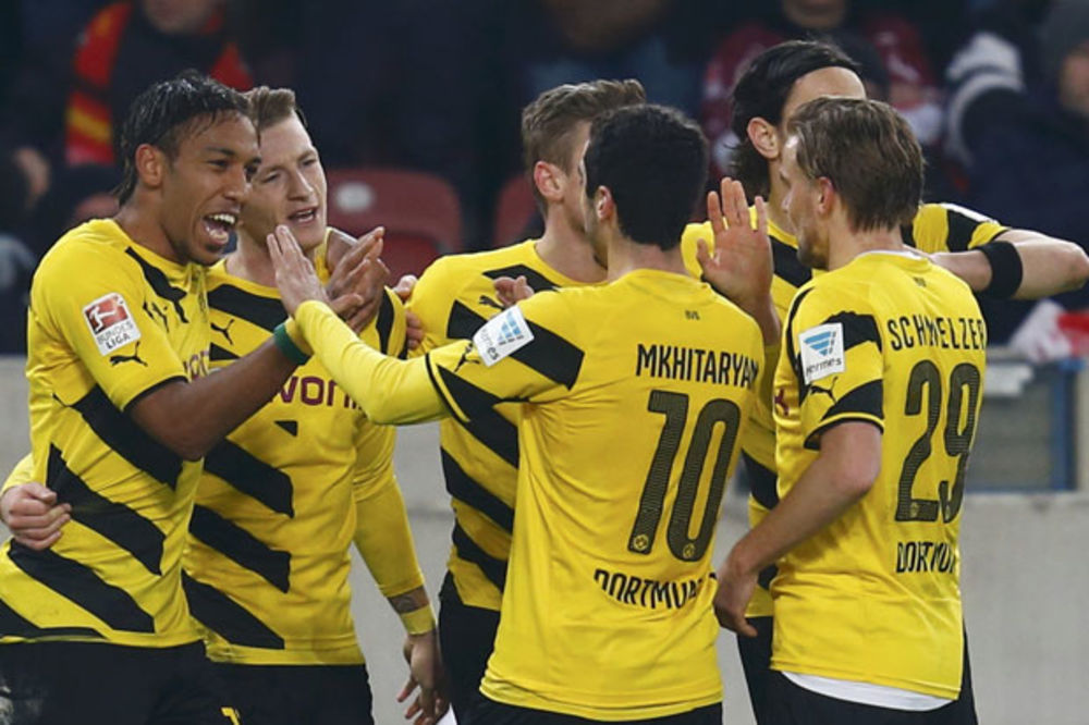 MILIONERI SRUŠILI ŠVABE: Treća uzastopna pobeda Borusije Dortmund