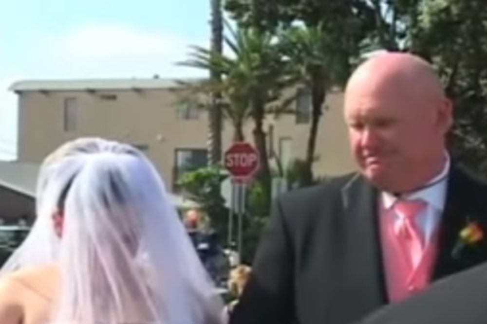 (VIDEO) Hteo je da je oženi, ali kad je uradila ovo, predomislio se!