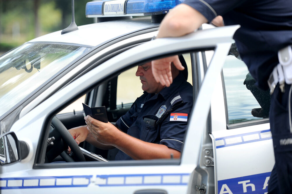 Saobraćajna policija, udes