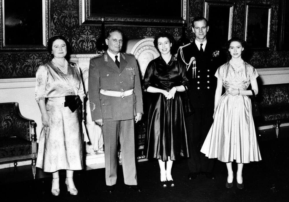 Kraljica Elizabeta, Josip Broz Tito