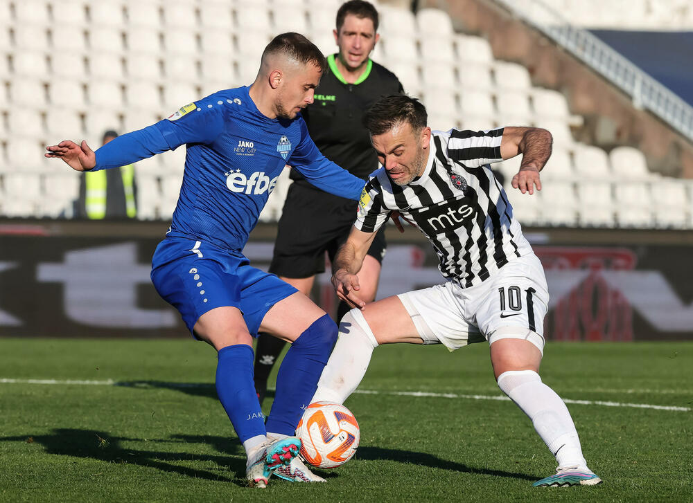 ⏳POLUVREME: FK Partizan 0️⃣:2️⃣ FK Radnik Surdulica