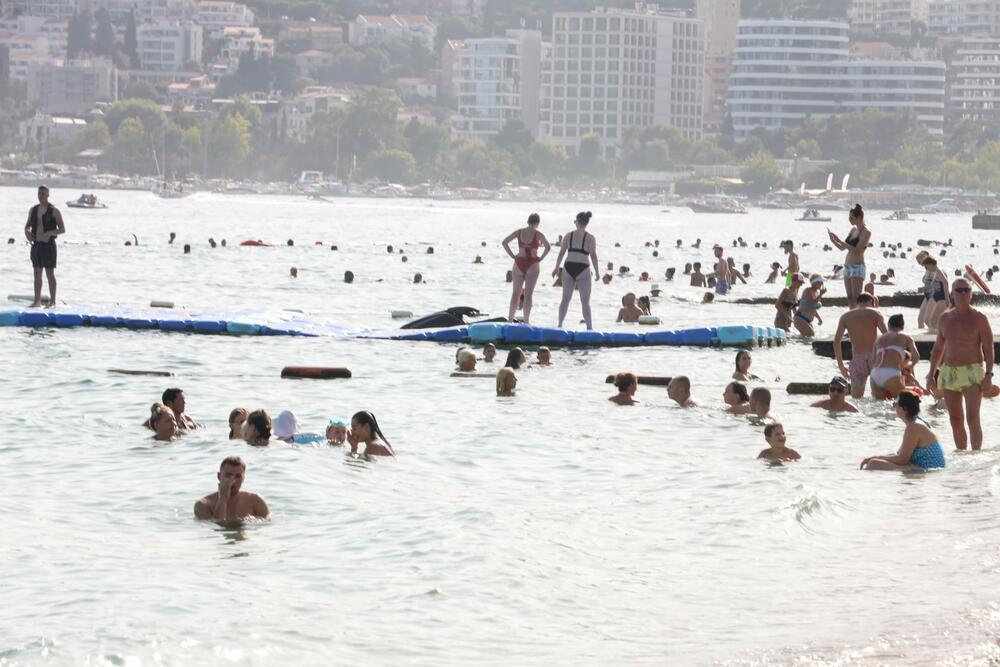 Budva, Crna Gora, plaža, letovanje, more