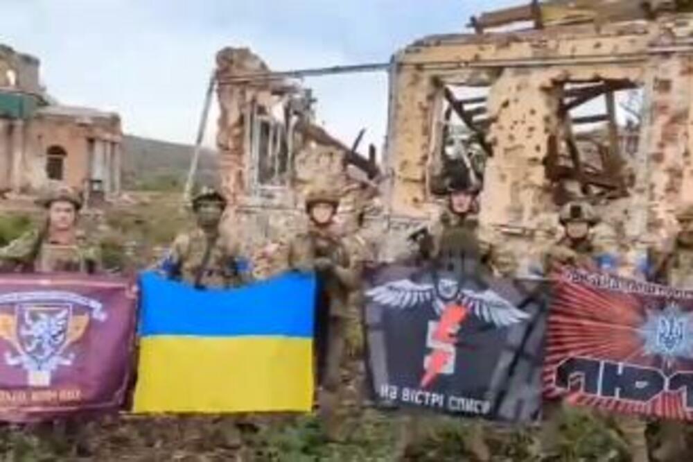 ZELENSKI PROGLASIO VELIKU POBEDU: Kleščejevka je pala, najteži udarac za Ruse od početka ofanzive Ukrajine, sad drži Bahmut u šaci