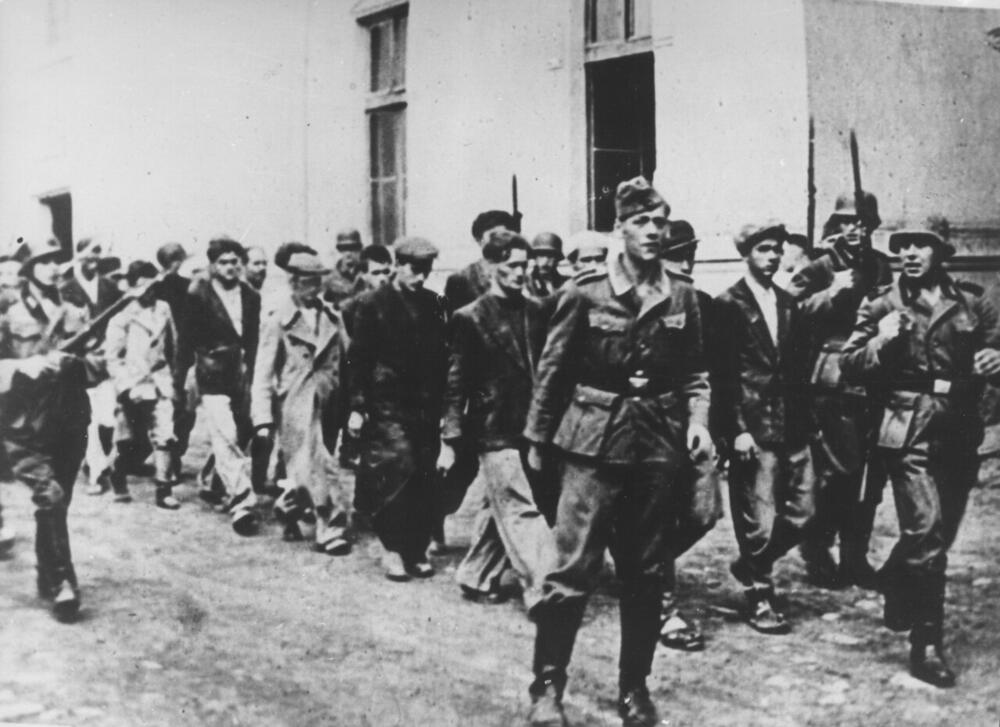 Nemci odvode građane i đake na streljanje