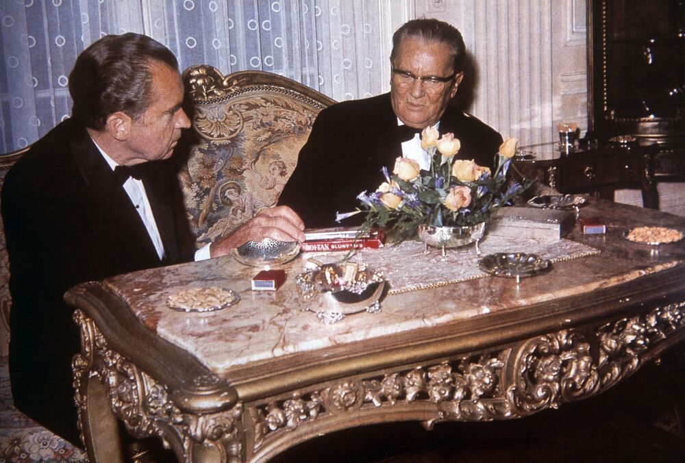 Josip Broz Tito sa Ričardom Niksonom tokom važnog sastanka