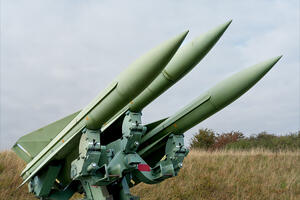 RUSIJA ZAPRETILA: Odgovorićemo na postavljanje američkih raketa, Evropa će biti na NIŠANU!