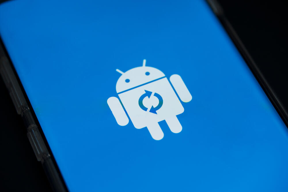 STABILNOST PLATFORME JE STIGLA: Google objavljuje treću beta verziju Androida 15 - evo šta se zna