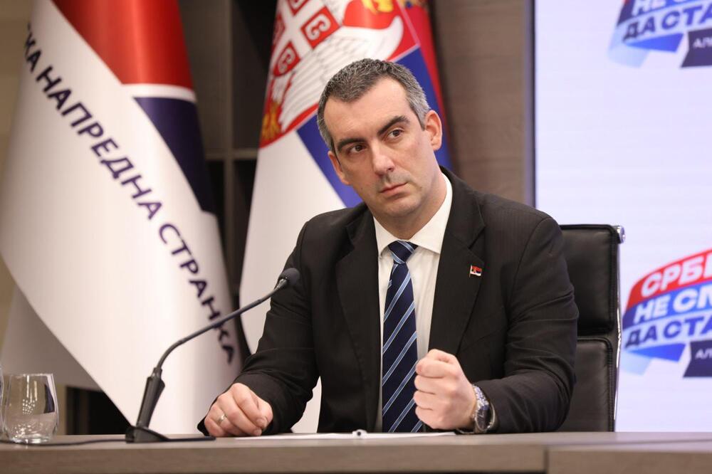 PONOSNA ZEMLJA ČASNIH LJUDI STOJI UZ SVOG PREDSEDNIKA: Vladimir Orlić reagovao na napade tajkunskih medija na predsednika Vučića