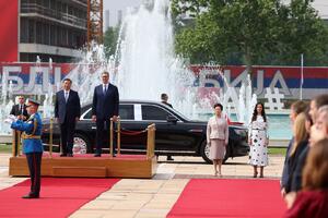 ŠTA ZNAČI POSETA DRŽAVNIKA SA SUPRUGOM U DIPLOMATSKOM SVETU: Još jedna važna poruka kineskog predsednika Sija