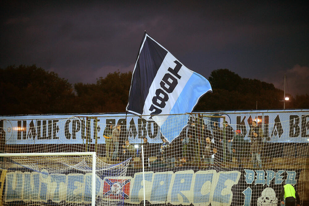 ALARMANTNO NA BANJICI - GASI SE FK RAD! Posle struje i vode, klub ostao i bez igrača i trenera