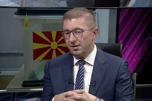 PREMIJER MICKOSKI SA EU AMBASADORIMA: Razgovor o napretku evrointegracija Severne Makedonije
