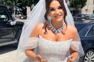 EKSKLUZIVNO ZA KURIR! Tamara Milutinović pred venčanje ispred Hrama podelila prve utiske: Uzbuđena sam, ovo je nešto posebno!