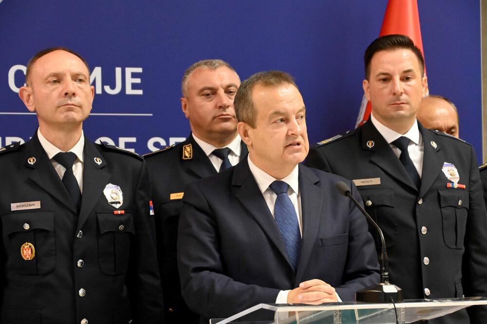 DAČIĆ NA SASTANKU SA DELEGACIJOM MUP-A REPUBLIKE SRPSKE Održavanje Svesrpskog sabora je značajan faktor stabilnosti u regionu FOTO