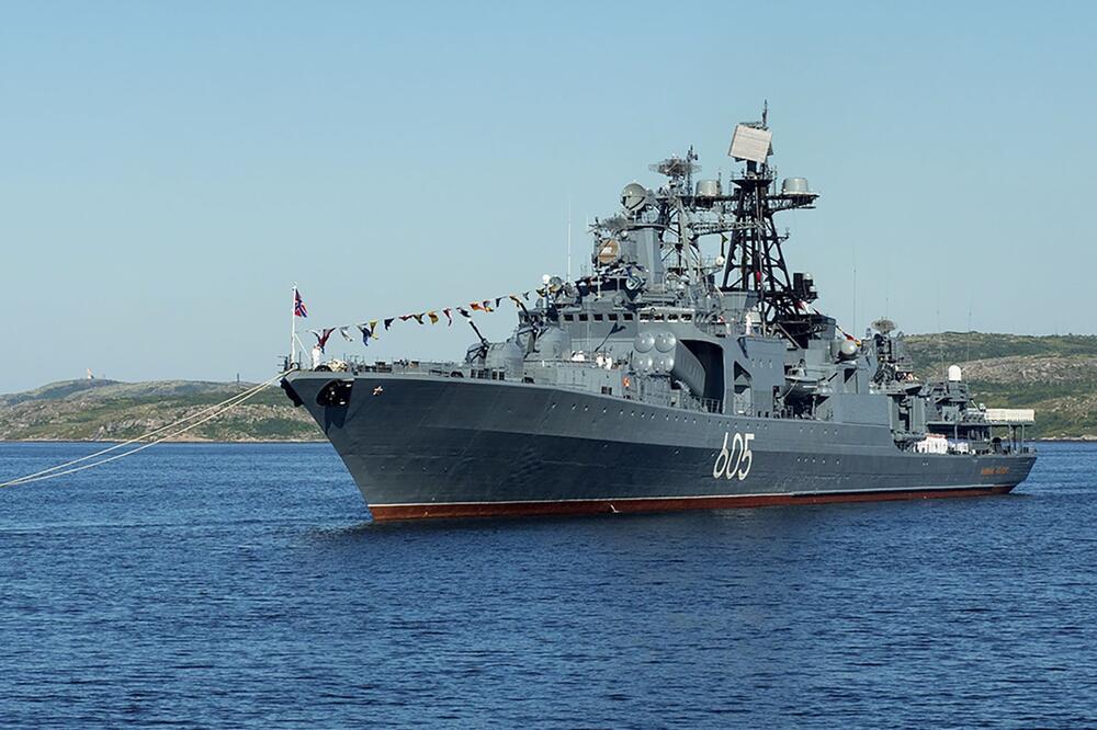 SEVERNA FLOTA OSTALA BEZ MOĆNOG BRODA ZA BORBU PROTIV PODMORNICA? Ukrajina tvrdi da "Admiral Levčenko" gori u Barencovom moru