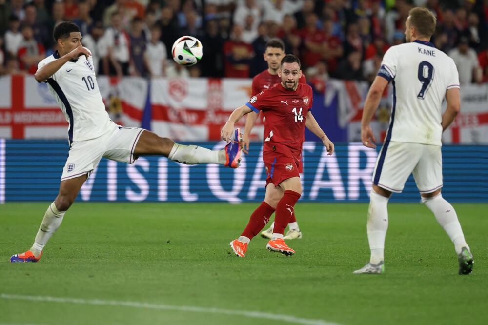 SAUTGEJT ŽESTOKO KRITIKOVAN ZBOG IGRE PROTIV SRBIJE: Engleska će morati da bolje igra protiv Danske