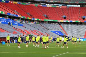 POSLE UTAKMICE SRBIJE USLEDILA HITNA REAKCIJA UEFA: Ne žele ZASTAVE RUSIJE na stadionu dok Ukrajina igra!