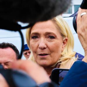 "UKRAJINA NE MOŽE DA POBEDI" Marin le Pen izazvala šok u Kijevu: Moramo