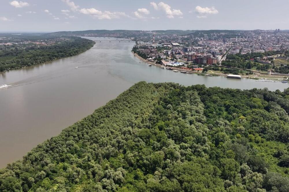 OVO JE JEDNO OD NAJLEPŠIH DELOVA PRESTONICE: Mesto gde Sava ljubi Dunav, dve reke različitih boja u jednoj!
