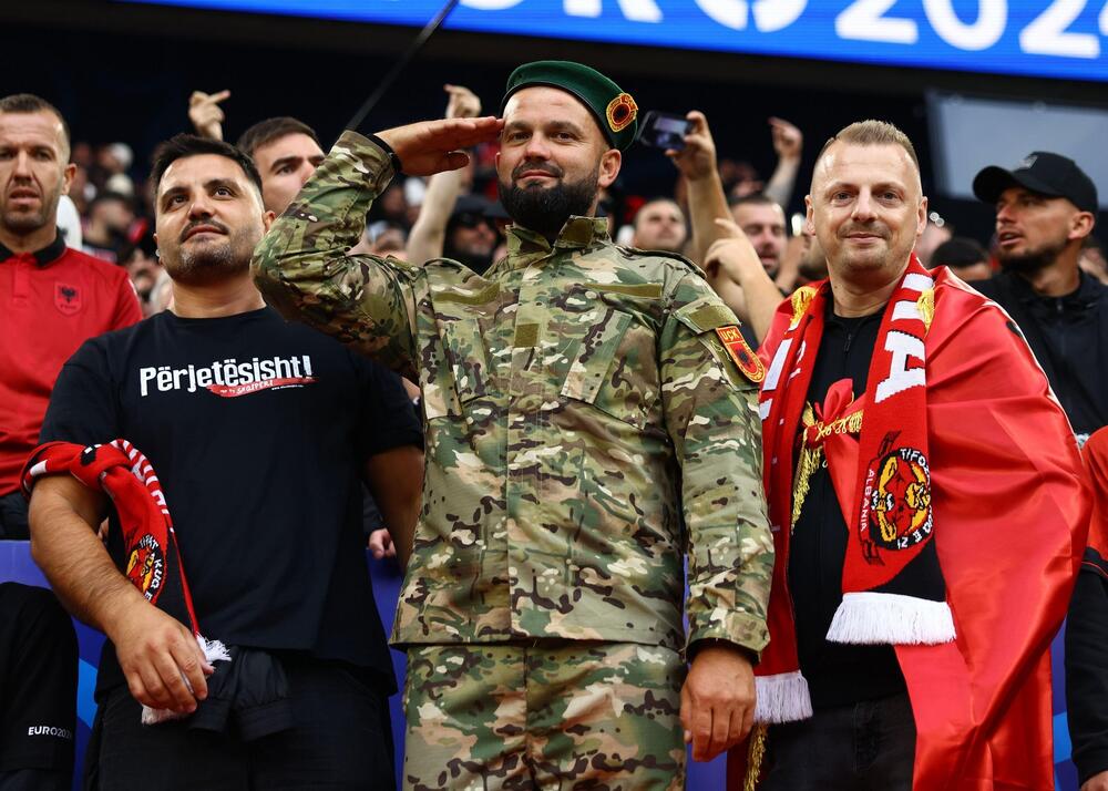 Albanski navijači, Navijači Albanije