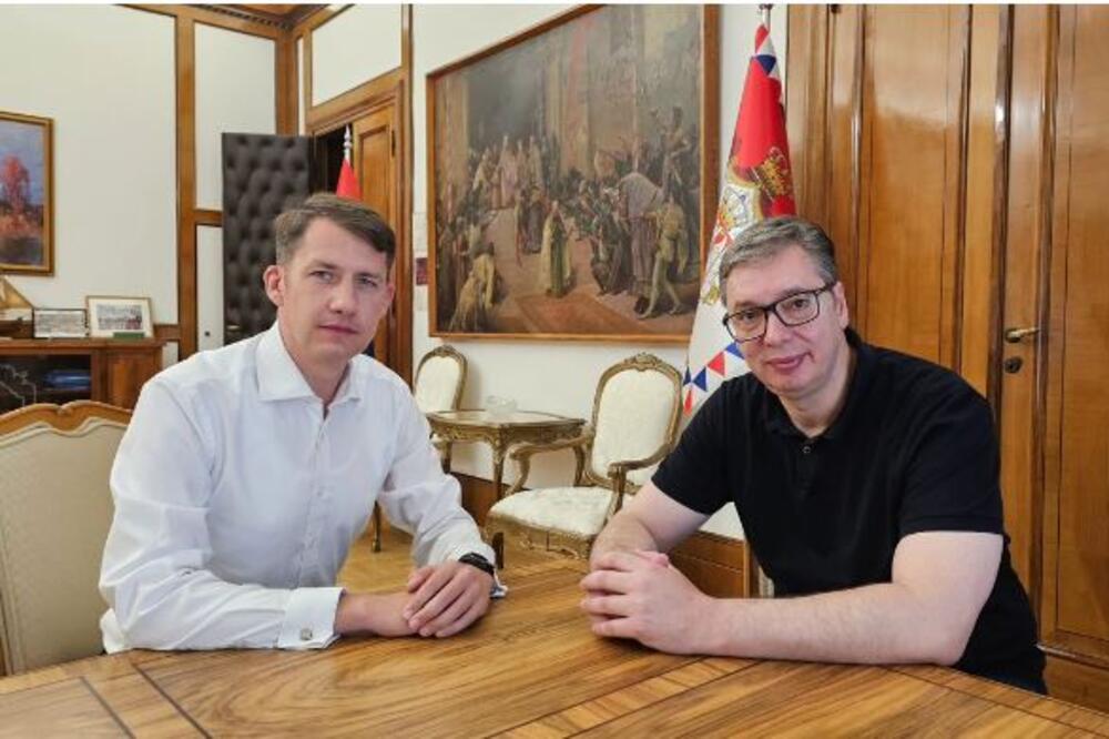 "DOGOVORILI SMO PROJEKTE VAŽNE ZA MAĐARE U VOJVODINI": Predsednik Vučić se sastao sa Balintom Pastorom (FOTO)