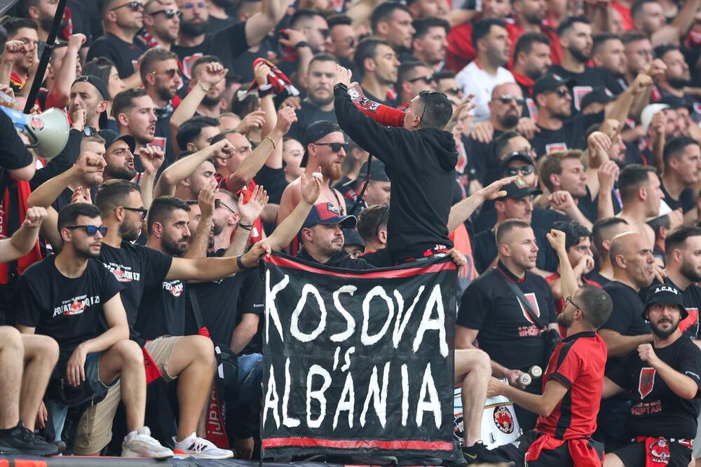 Albanija, navijači