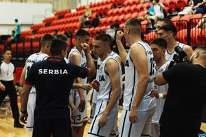SRBIJA BEZ PORAZA NA SVETSKOM PRVENSTVU! Mladi košarkaši ređaju pobede na Mundobasketu srednjoškolaca!