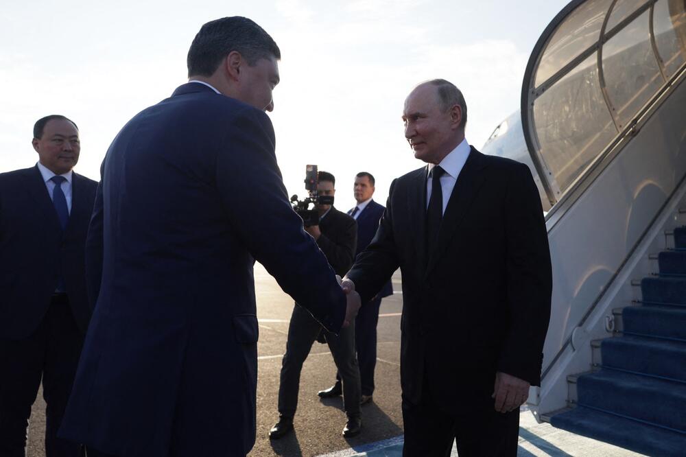 Ruski predsednik Vladimir Putin stigao u Astanu