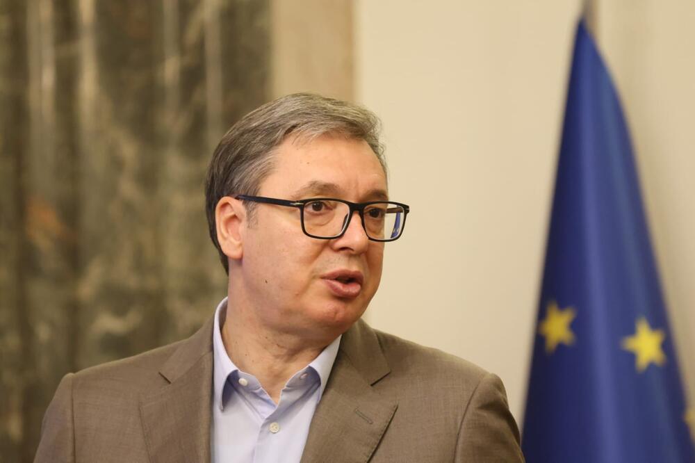 PREDSEDNIK VUČIĆ: Pred nama je važna nedelja - putujem u London! Ne želimo da ratujemo, za razliku od onih koji pljuju Srbiju