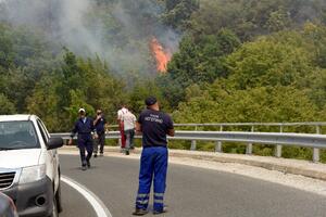 DEVET DANA PAKLA U MAKEDONIJI: Trenutno aktivno 13 požara, Srbija poslala preko potrebnu pomoć! OGROMNA KAZNA ZA ULAZAK U ŠUMU