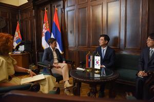 DINAMIČAN RAZVOJ EKONOMSKE SARADNJE DVEJU ZEMALJA: Predsednica parlamenta primila u oproštajnu posetu ambasadora Republike Koreje