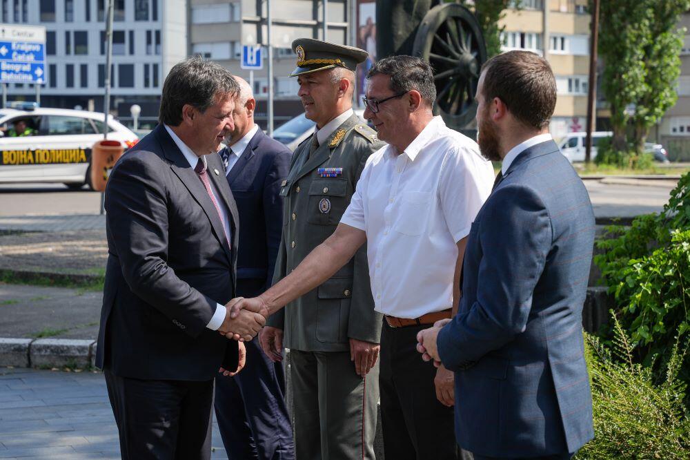 MINISTAR GAŠIĆ OBIŠAO ORUŽARE U KRAGUJEVCU: Razvoj novih sistema savremenog naoružanja je imperativ! (FOTO)