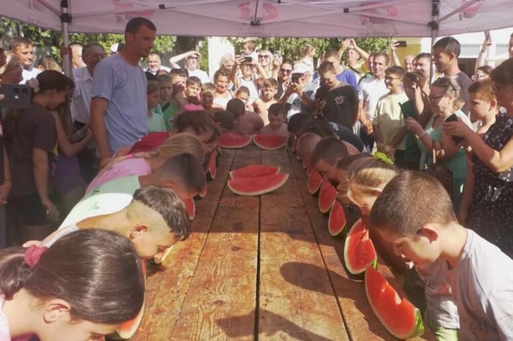 TRADICIJA DUGA VIŠE OD TRI DECENIJE! Hit odgovor pobednika: Bilo je napeto, video sam da neću biti prvi, a onda sam... (VIDEO)