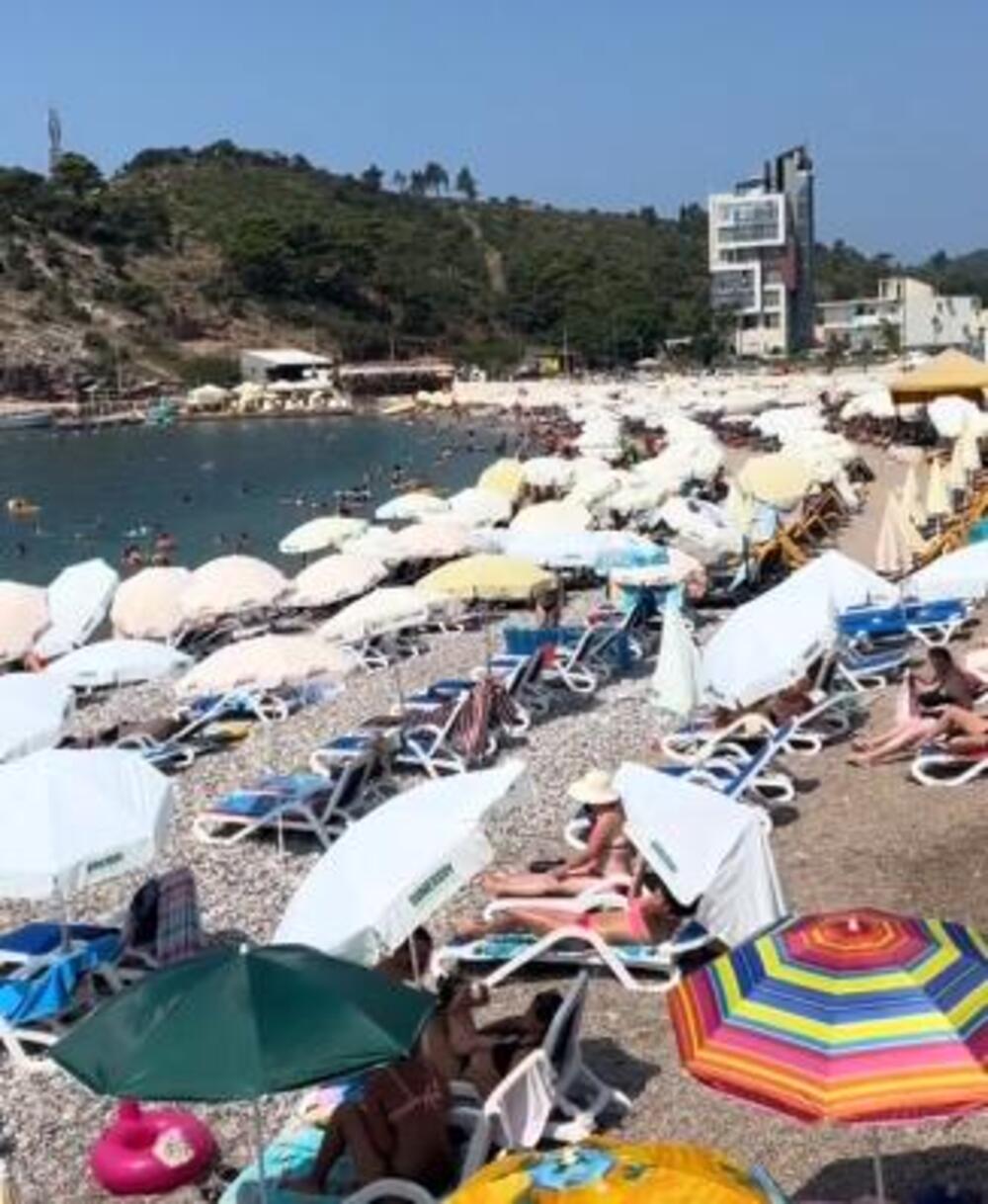 Prepuna plaža u Sutomoru