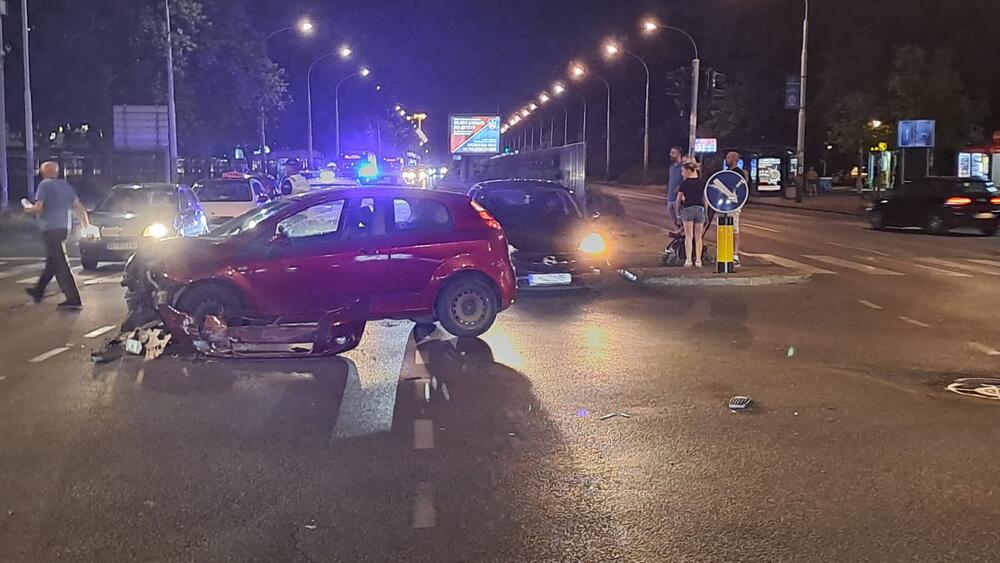 Saobraćajna Nesreća, Stari Merkator