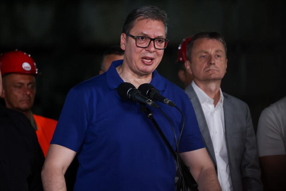 Aleksandar Vučić, Tiršova