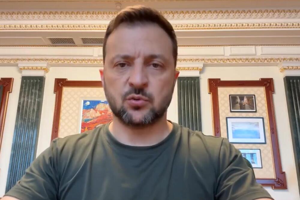 ZELENSKI LIKUJE: Čestitam vojsci na zarobljavanju neprijatelja, poslednja tri dana bila su veoma uspešna! (VIDEO)