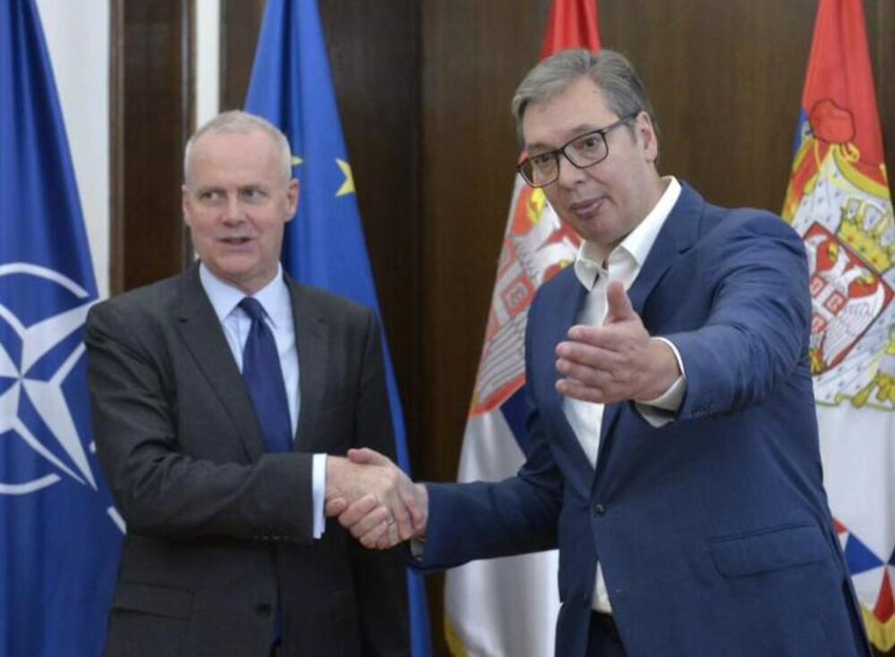 Boris Ruge, Aleksandar Vučić