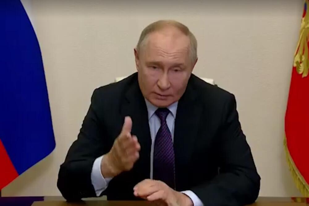 PUTIN KIPTI OD BESA: Pogledajte trenutak kad ruski lider obaveštava vrh države o TALAČKOJ KRIZI u zatvoru kod Volgograda (VIDEO)