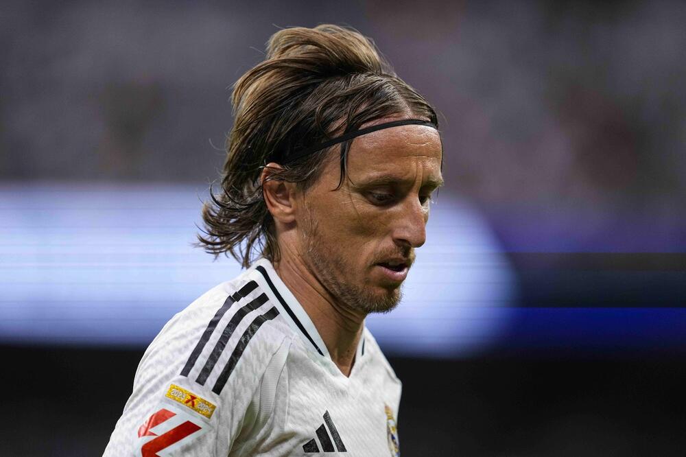 BURA U REALU! Marka otkriva: Modrić besneo na lenje zvezde! Mbape i Vinisijus na žestokom udaru!