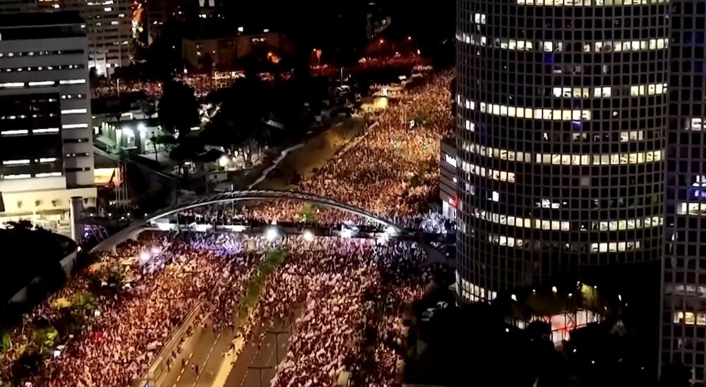 Procenjeno je da je na ulice izraelskih gradova izašlo 500.000 ljudi 