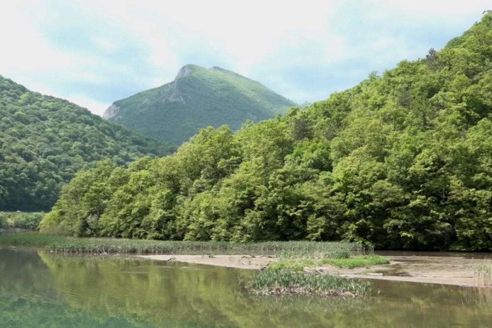 REKORDNA SEZONA! VELIKI BROJ STRANACA NA TURISTIČKIM ODREDIŠTIMA U SRBIJI! Evo koje su najposećenije destinacije