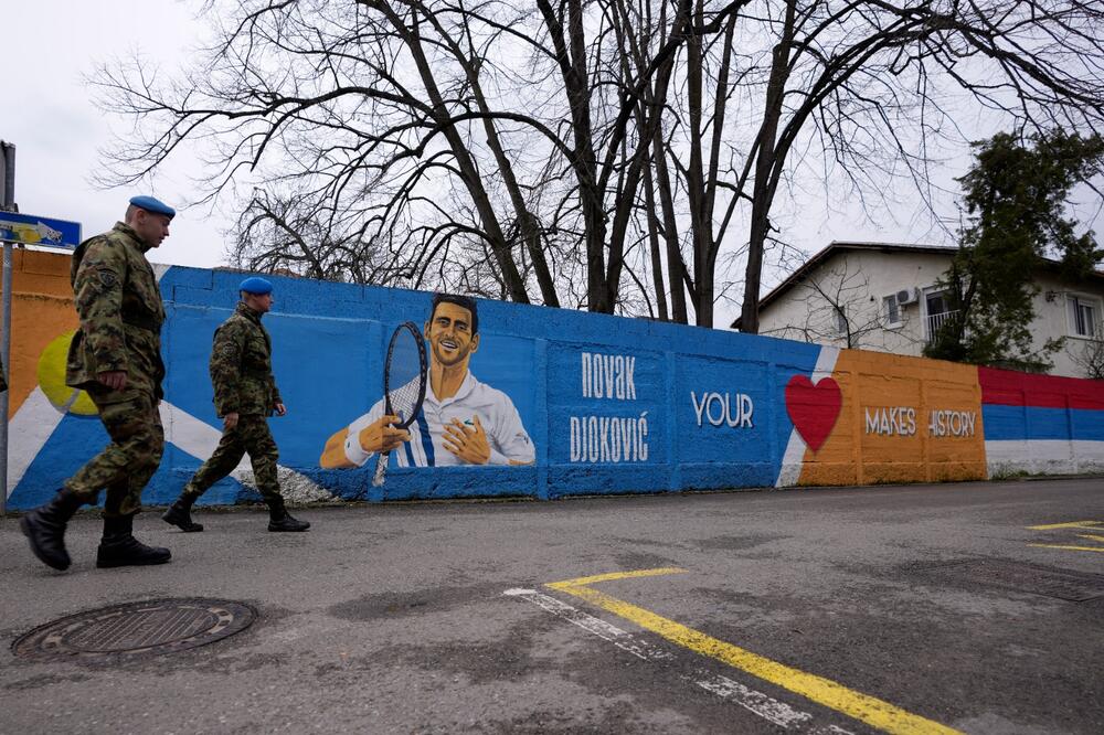 UNIŠTEN MURAL NOVAKA ĐOKOVIĆA U BEOGRADU: Zid zgrade je krasila Noletova prepoznatljiva slika, a sada je više nema!