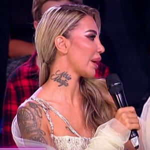 UŽIVO ULAZAK U ELITU 8! Aneli Ahmeć šokirala odmah na ulasku, rasplakala